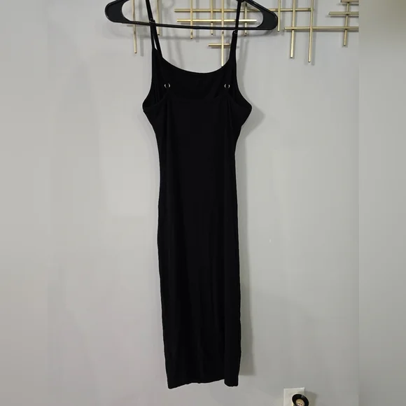 Black Bodycon Midi Dress with Cutout and Slit​​ - Picture 10 of 13